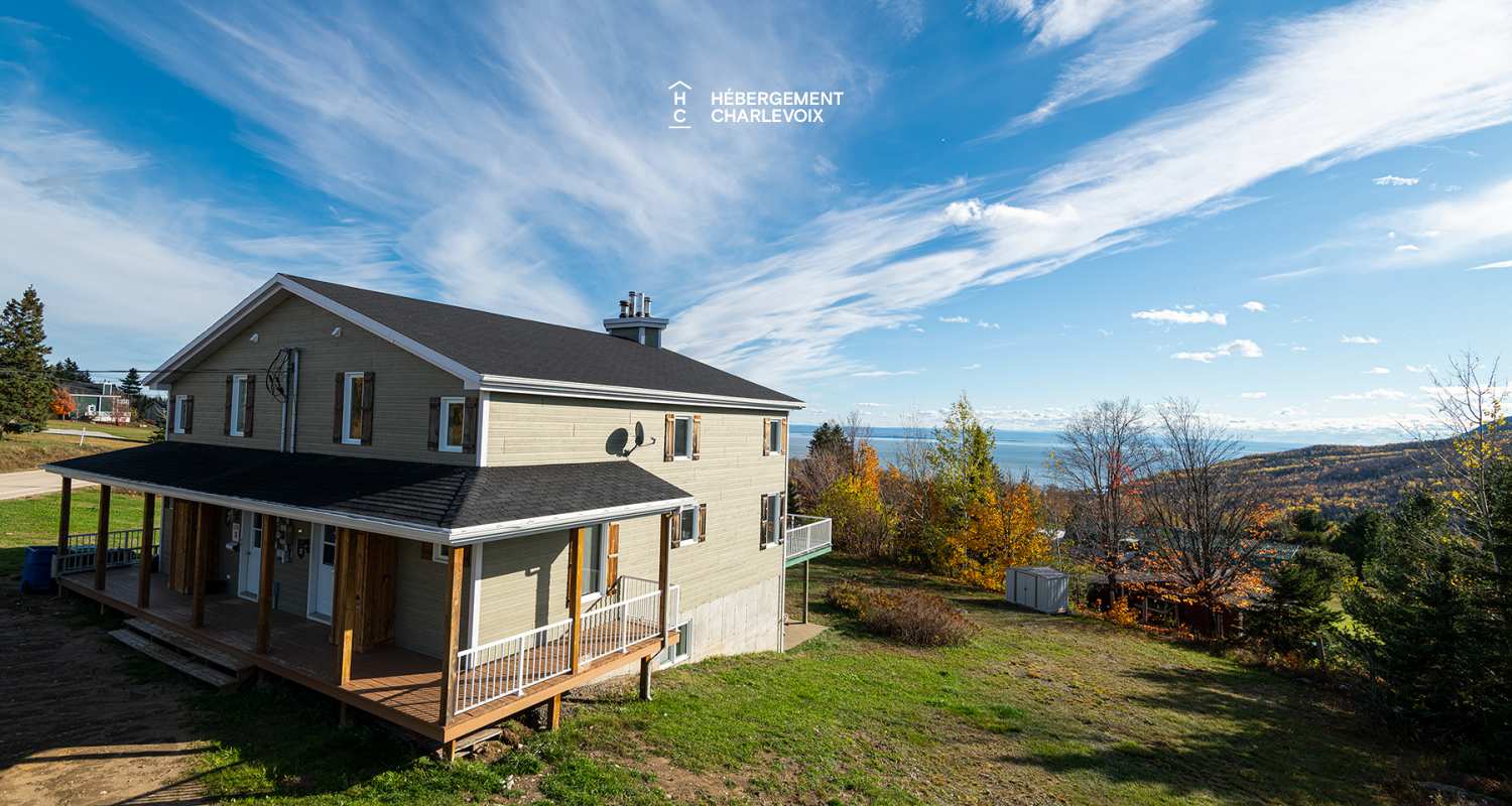 VER-2 (Bas) - A chalet halfway between the mountains and the city